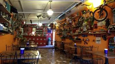 Tom Bar E Restaurante