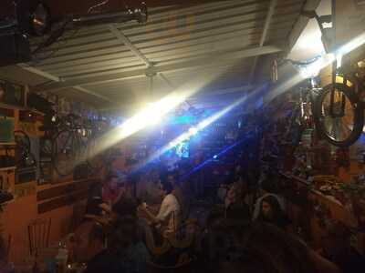 Tom Bar E Restaurante