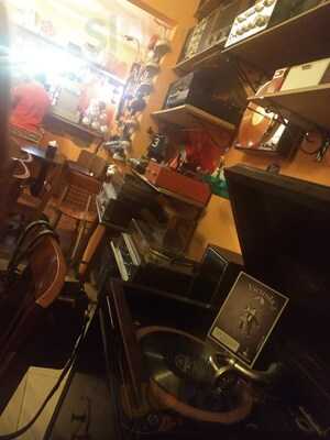 Tom Bar E Restaurante