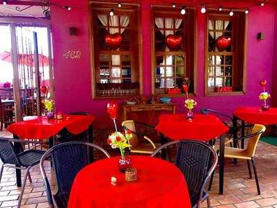 Carolles Bistrô & Wine Bar