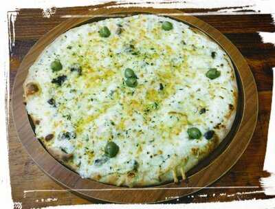 Pizzaria La Taverna Zona Oeste