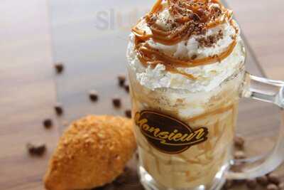 Monsieur Churreria E Cafeteria