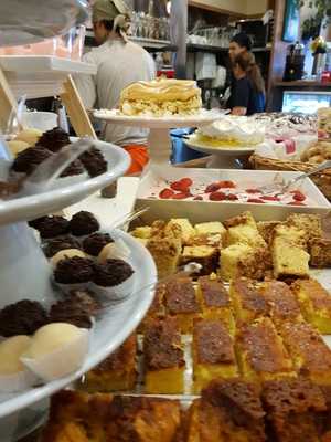 Bella Gula Fast Bistro