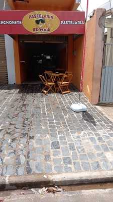 Pastelaria E Self-service Quero Mais