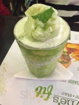 Wayne’s Burger Star