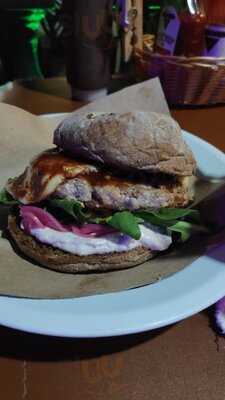 Quintal - Burger & Bistrô