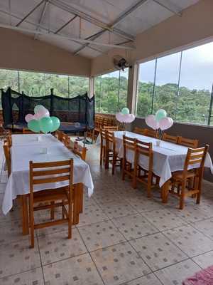 Quadra Esportiva Roque E Adriano