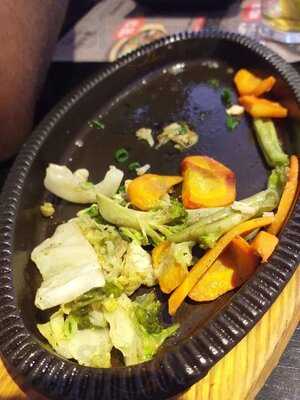 Seu Miyagi Sushi Lounge