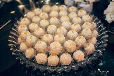 Aline Bonvechio Doces Finos