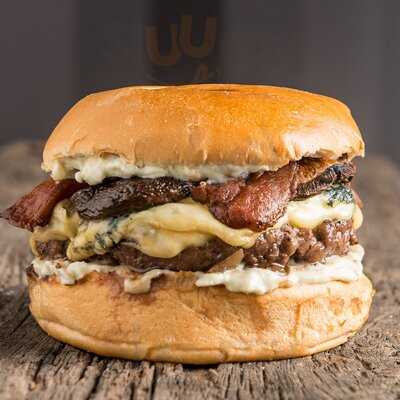 Batú Burger N' Beer