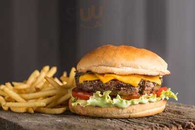 Batú Burger N' Beer