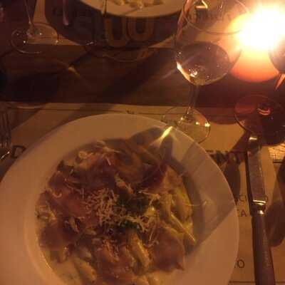 Pecorino Bar & Trattoria Jardins