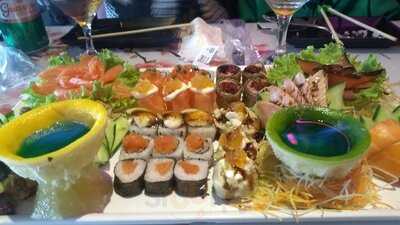 Tsuru Sushi E Wine Bar