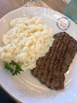 Pecorino Bar & Trattoria Vila Nova