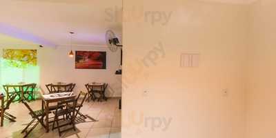 Canecas & Tulipas Restaurante & Bar