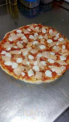 Restaurante E Pizzaria La Taverna