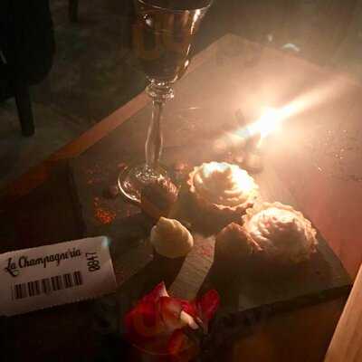 La Champagneria