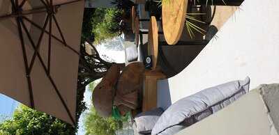 Duckbill Cookies & Coffee