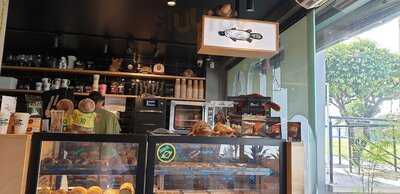 Duckbill Cookies & Coffee