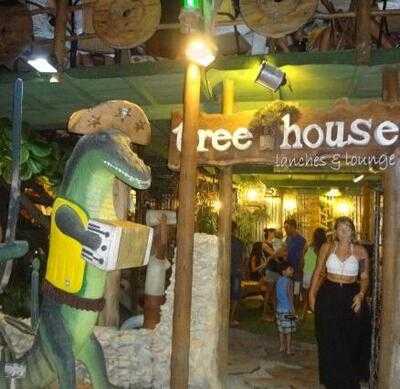 Treehouse Bar Lounge