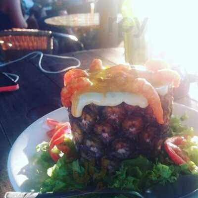 Treehouse Bar Lounge