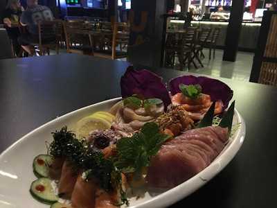 Lofty Sushi Bar Kobrasol