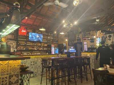 Velho Rabo Bar E Restaurante