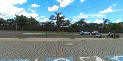 Ramones Pizza Burger