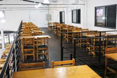 Bakana's Restaurante