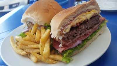 Panificadora E Confeitaria Universo Das Delicias