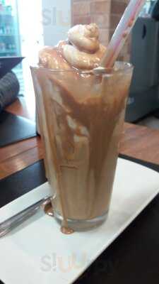 Vanille Haus Confeitaria & Café