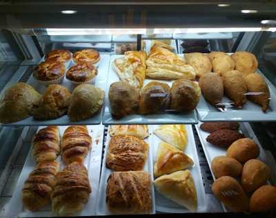 Doces E Salgados Confeitico