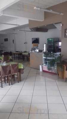 Di Trevi Restaurante E Cafe