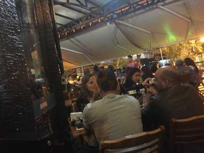 R21 Bar & Restaurante