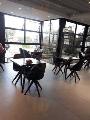 Pao Quente Panificadora E Confeitaria