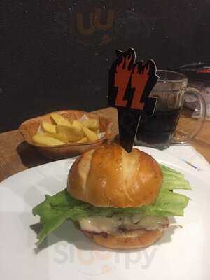 Cazzero Burger