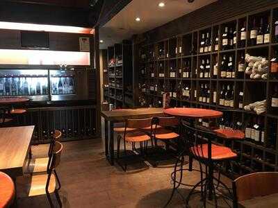 D'vinos - Wine Store