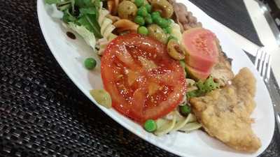Restaurante Oasis - Comida Por Quilo