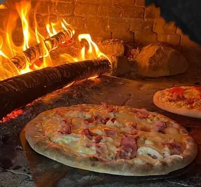 Brito Restaurante E Pizzaria