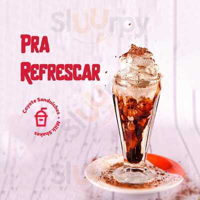 Coyote - Sucos E Sanduiches