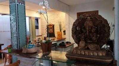 Shanti Café & Bistrô