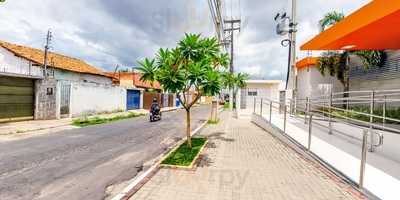 Lu E Le Sorveteria E Lanches