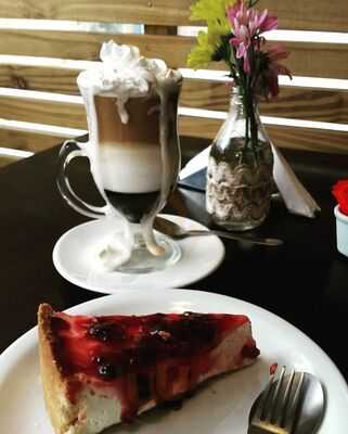 Santo Doce Tortas Finas & Café