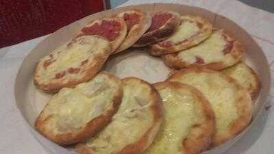 Pizzaria Pizza E Pizzas