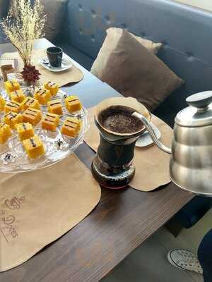 Atelier Coffee & Cake