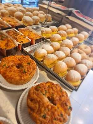 Pamplona Paes E Doces