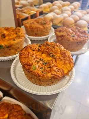 Pamplona Paes E Doces