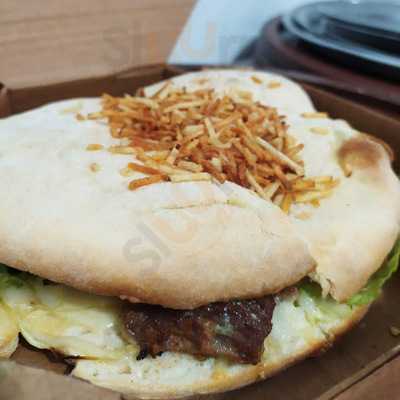 Pizzaria E Beiruteria Familia Rodrigues