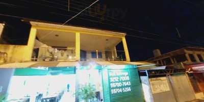 Pizzaria E Beiruteria Familia Rodrigues