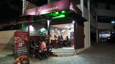 Da Pavarotti Pizzaria